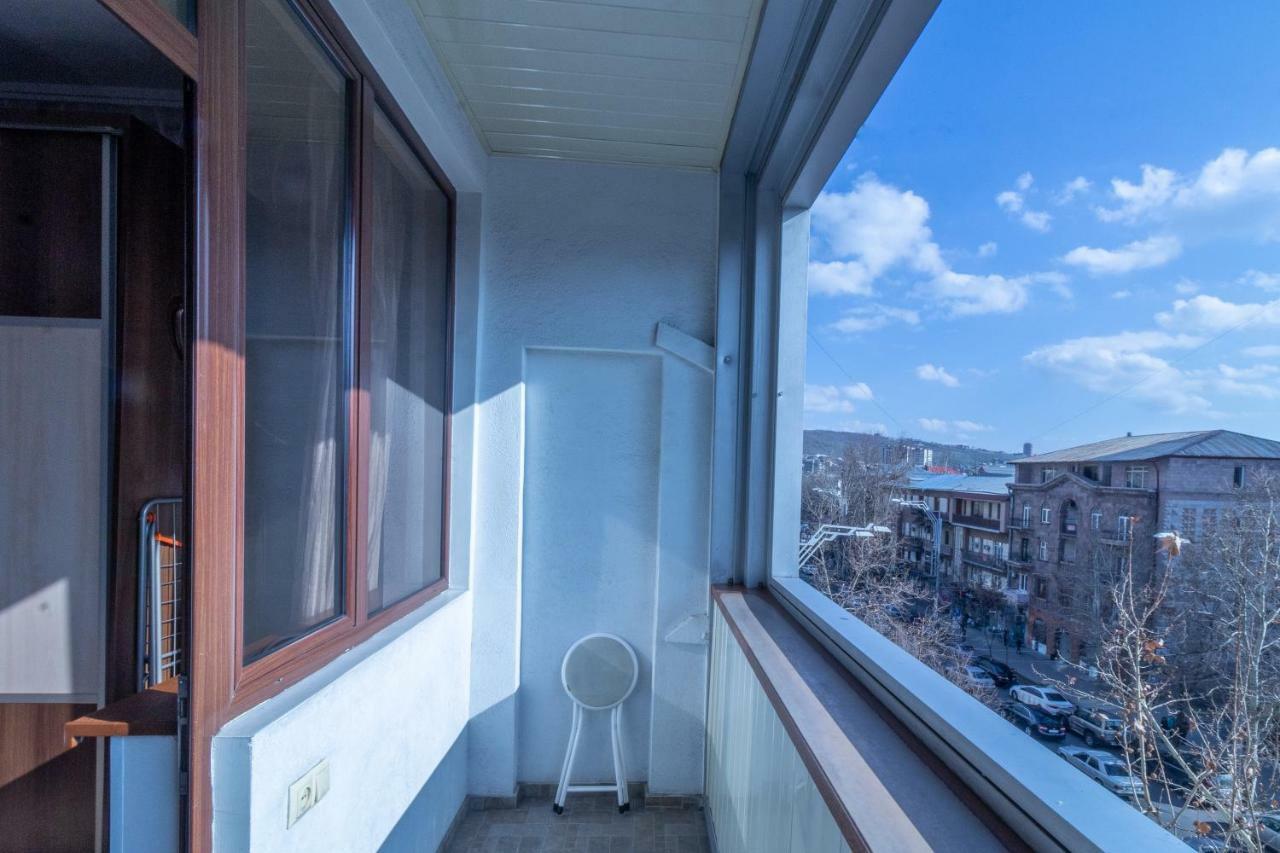 Stay Inn Apartments On 33 Sayat-Nova Avenue Jerevan Exteriér fotografie