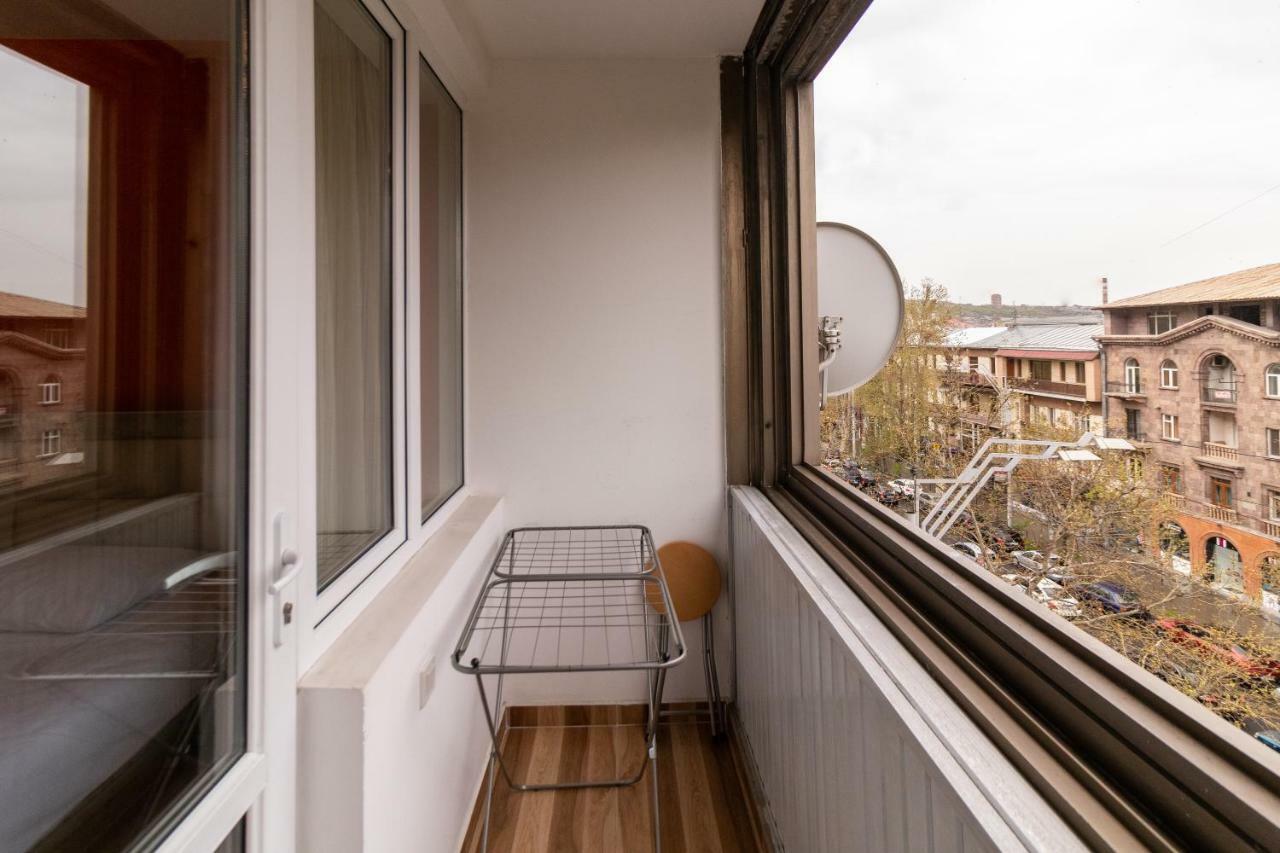 Stay Inn Apartments On 33 Sayat-Nova Avenue Jerevan Exteriér fotografie